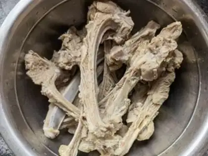 Make Hands on lamb chops step 3