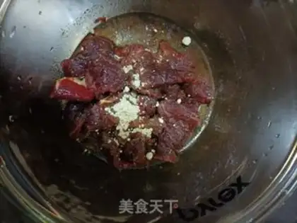 Make Onion fried steak step 1