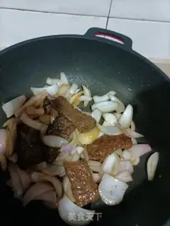 Make Onion fried steak step 6