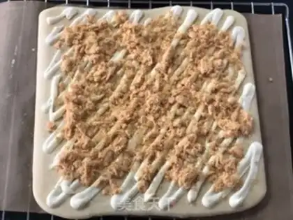 Make Onion pine rolls step 9