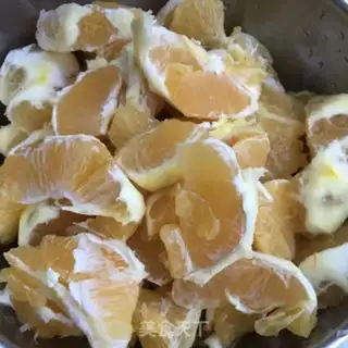 Make Fresh orange juice step 2