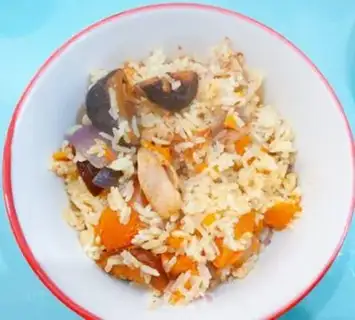 Make Pumpkin chicken-leg rice step 5