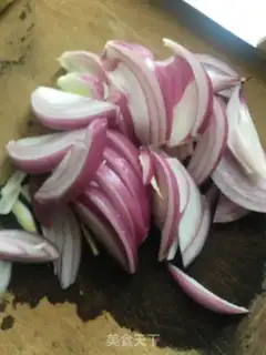 Make Squirty omelet onions step 1