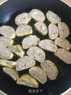 Make Squirty omelet onions step 3