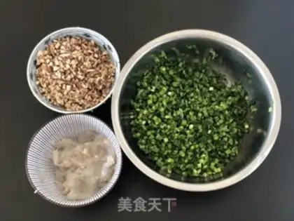 Make Three mini pies step 0
