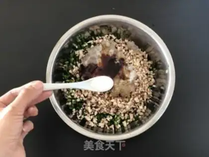 Make Three mini pies step 1