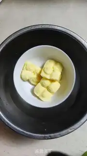 Make Orange mousse cake step 1