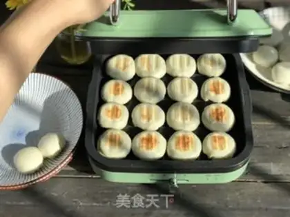 Make Three mini pies step 8