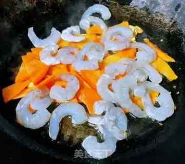 Make Dutch beans, wooden carrot shrimp step 5