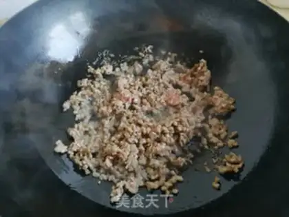 Make Mushroom beef sauce step 2