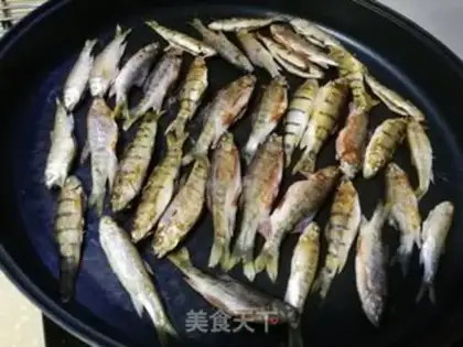 Make Creamfish burn radish step 1