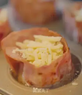 Make Bacon egg rolls step 6