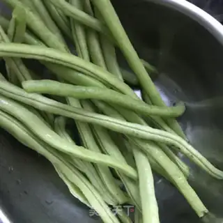 Make The dry beans step 0