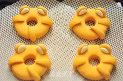Make Tiger donut buns step 12