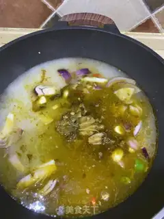 Make The gold soup and sour fish step 3