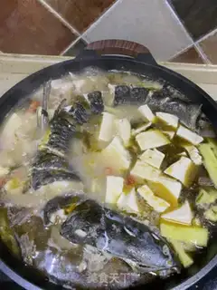 Make The gold soup and sour fish step 4