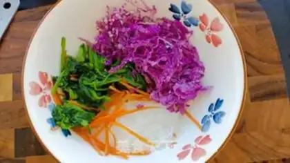 Make A purple cabbage fan step 4