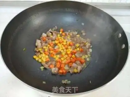 Make Pineapple rice step 3