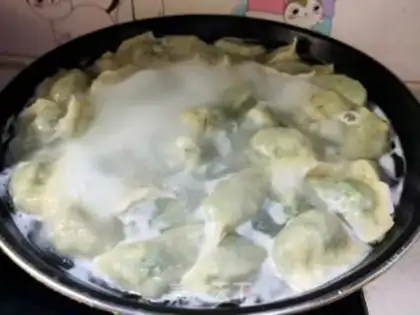Make Shrimp dumplings step 12