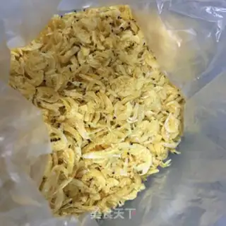 Make Shrimp skin and radish step 2