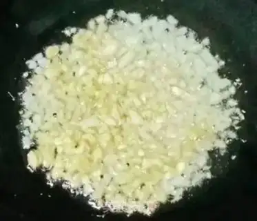 Make Scratch the fish head step 5