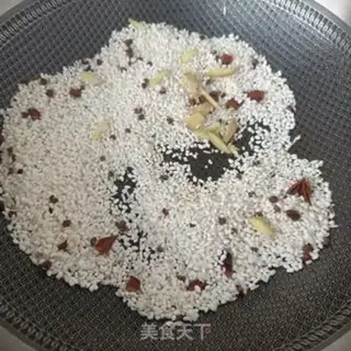 Make Homemade steamed rice powder step 9