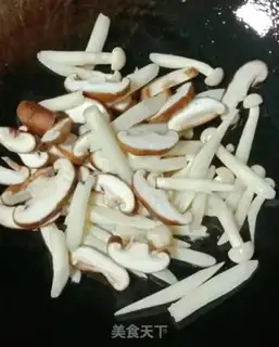 Make The fungus violet soup step 6