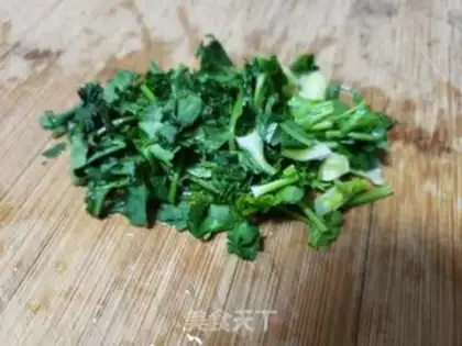 Make Sausage shrimp noodles step 0