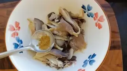 Make Blow the mushrooms step 4