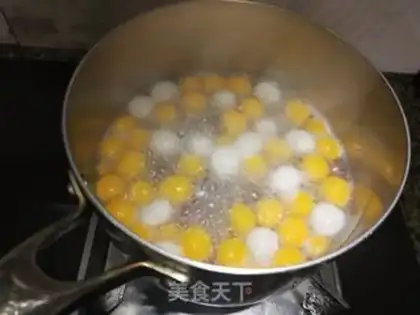 Make Five colours of soup step 3