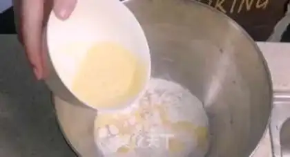 Make Breakfast bread and cream rolls step 0