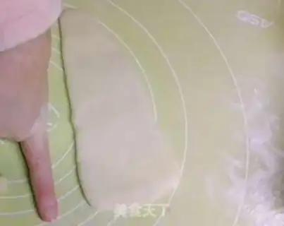 Make Breakfast bread and cream rolls step 11