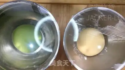 Make Net milk cheese buns step 11
