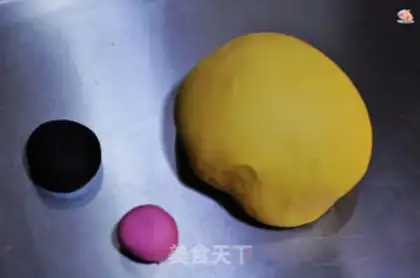 Make Star buns step 1