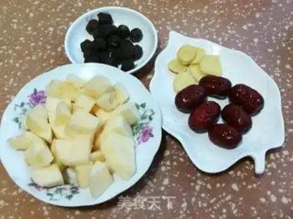 Make ♪ Cinnamon red date apple soup ♪ step 0