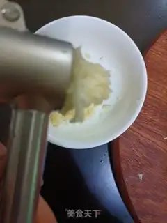 Make Garlic sauce step 1