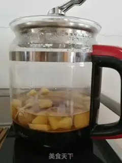 Make ♪ Cinnamon red date apple soup ♪ step 1