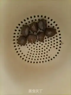 Make Air-cooked roast chestnuts step 1