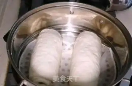 Make A meat dragon roll step 16