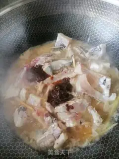 Make Red-burned fish step 2