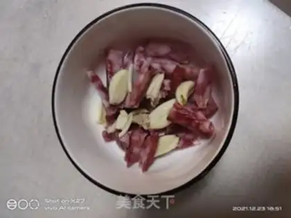 Make Sausage fried doll food step 1