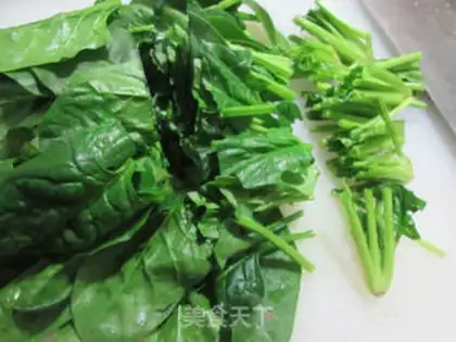 Make Egg dumpling tofu spinach step 1