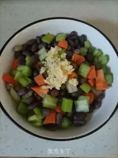 Make Celery with peanuts step 9