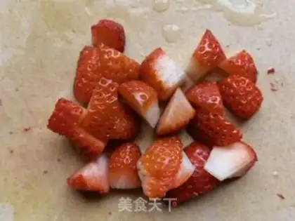 Make Strawberry nut yogurt step 2