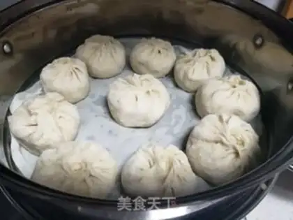 Make Powdered pork puffy buns step 13