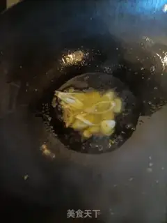 Make Platinum tomato fried eggs step 9
