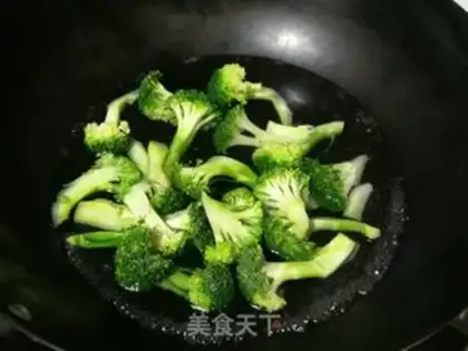 Make Orchids, soy sauce step 3