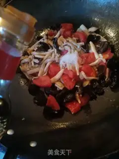 Make Platinum tomato fried eggs step 13
