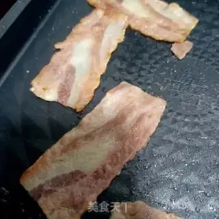 Make Bacon egg sandwich step 6