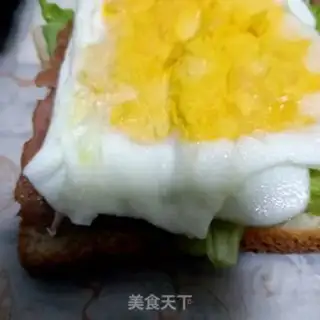 Make Bacon egg sandwich step 9